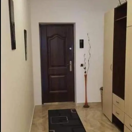 Апартаменти Coresi Isaran 39
